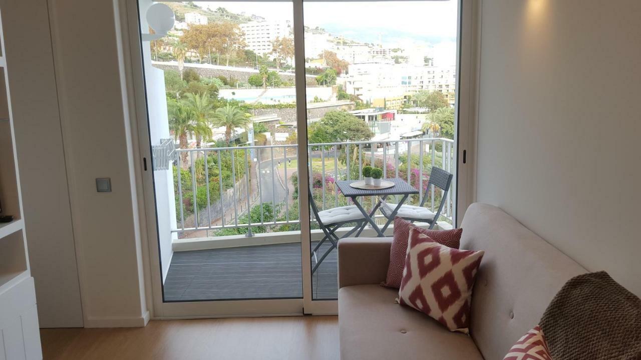 Apartamento Funchal Com Piscina Eksteriør bilde